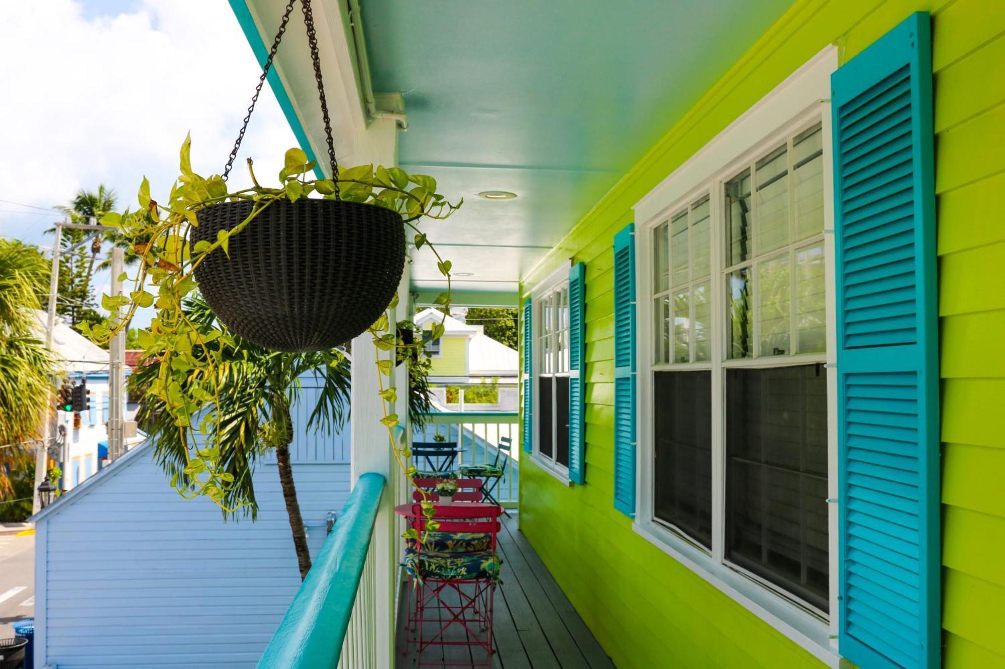 Caribbean House Hotel Key West Exterior photo