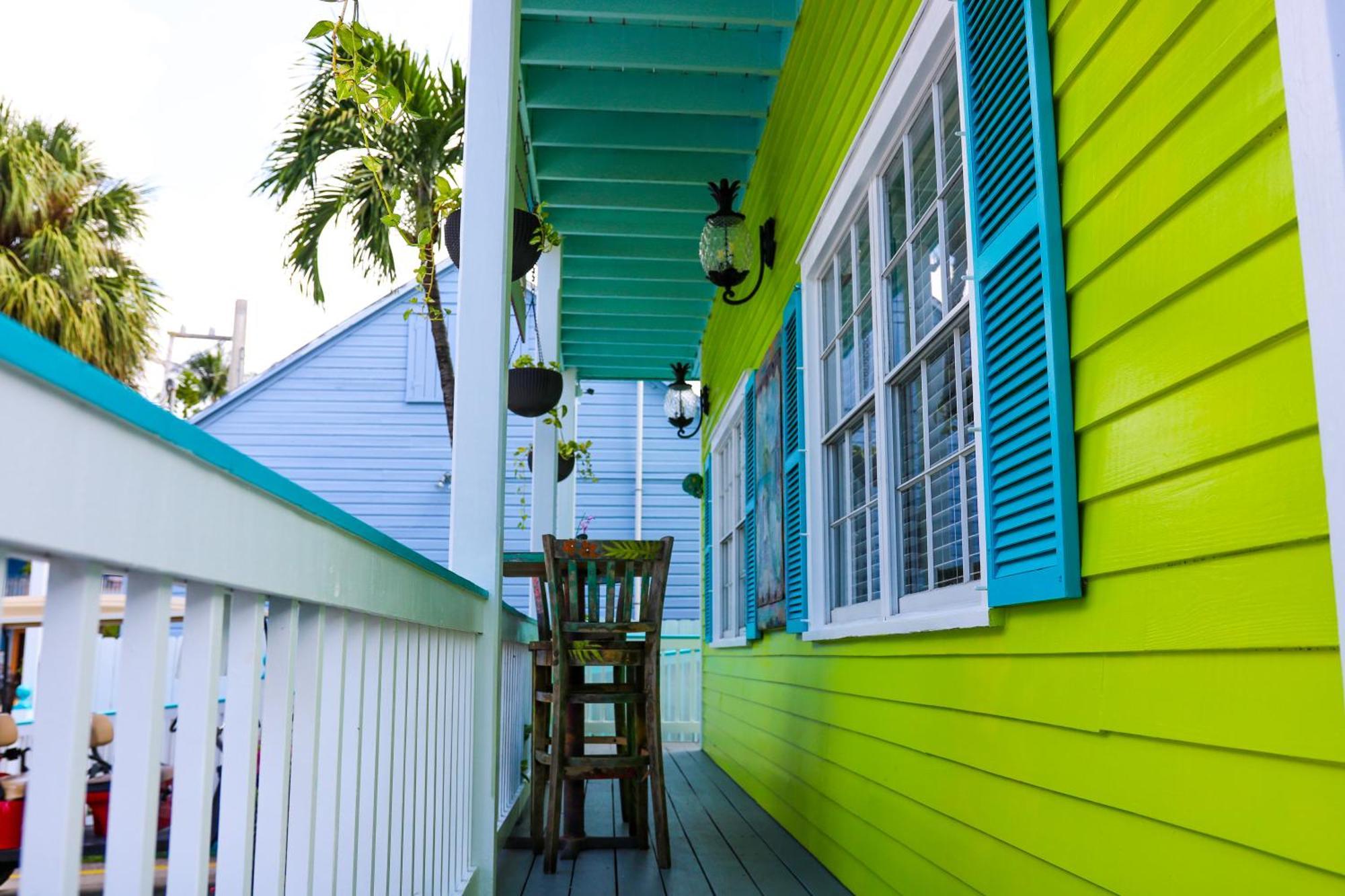 Caribbean House Hotel Key West Exterior photo