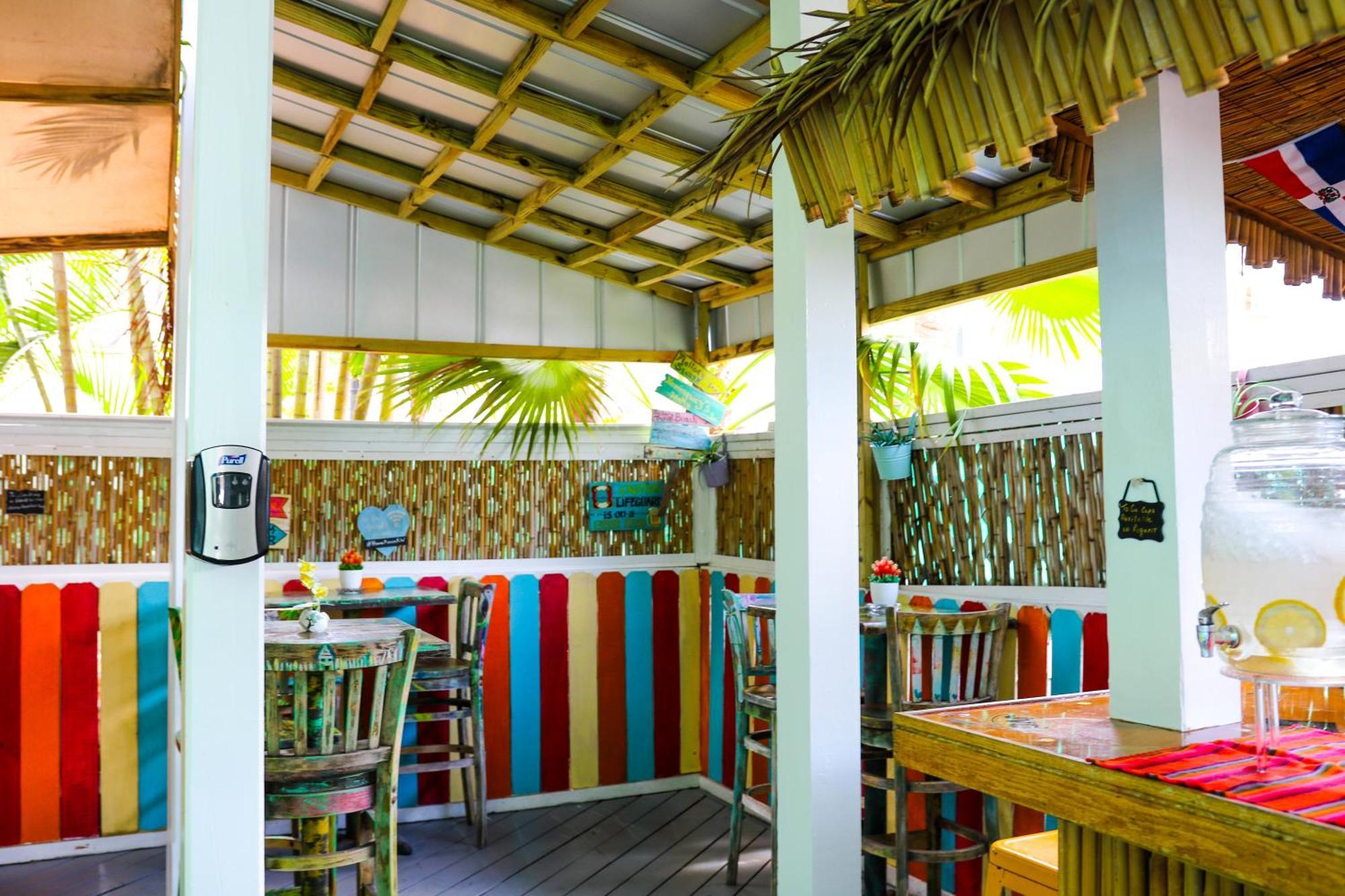 Caribbean House Hotel Key West Exterior photo