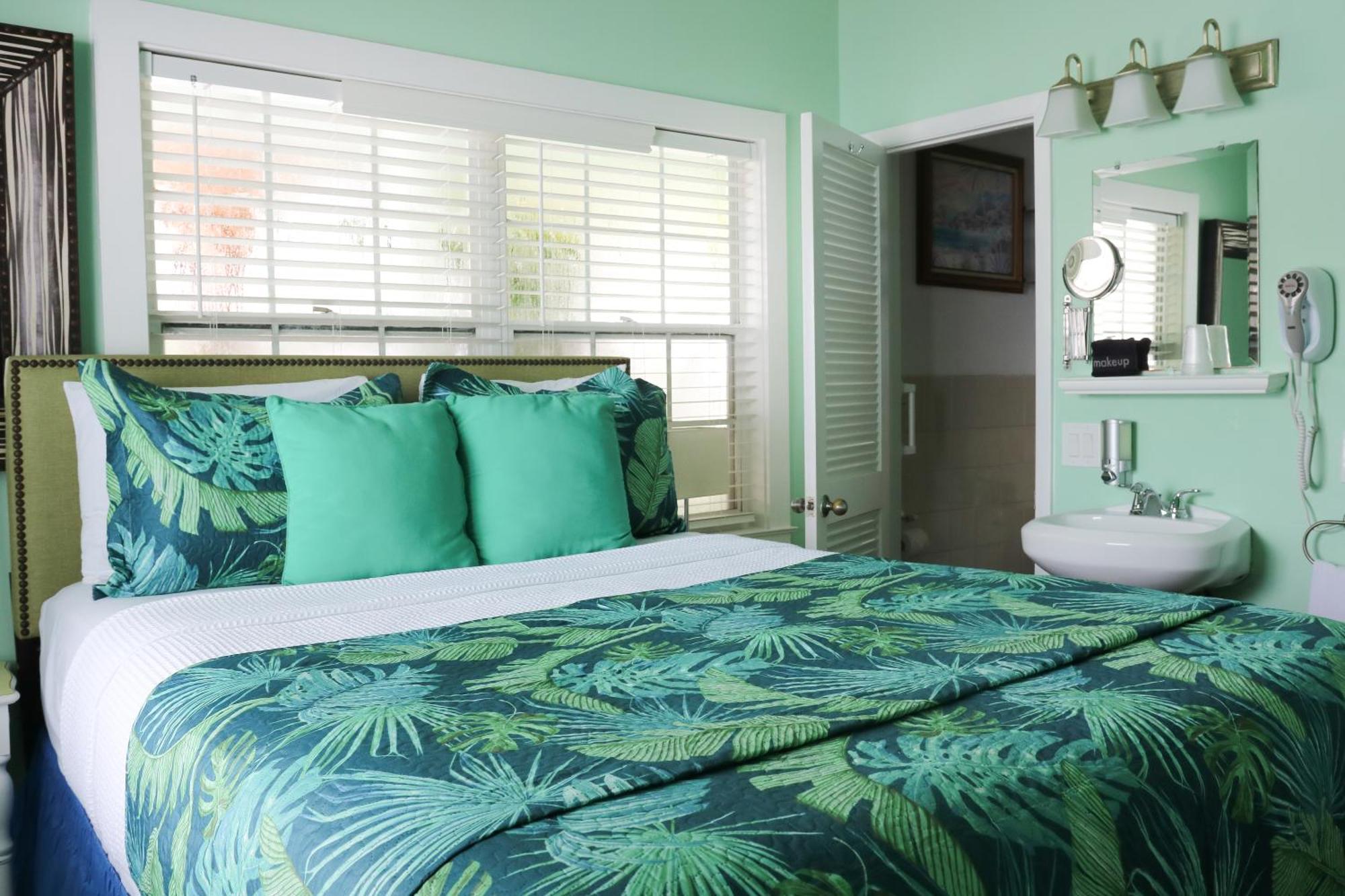 Caribbean House Hotel Key West Exterior photo